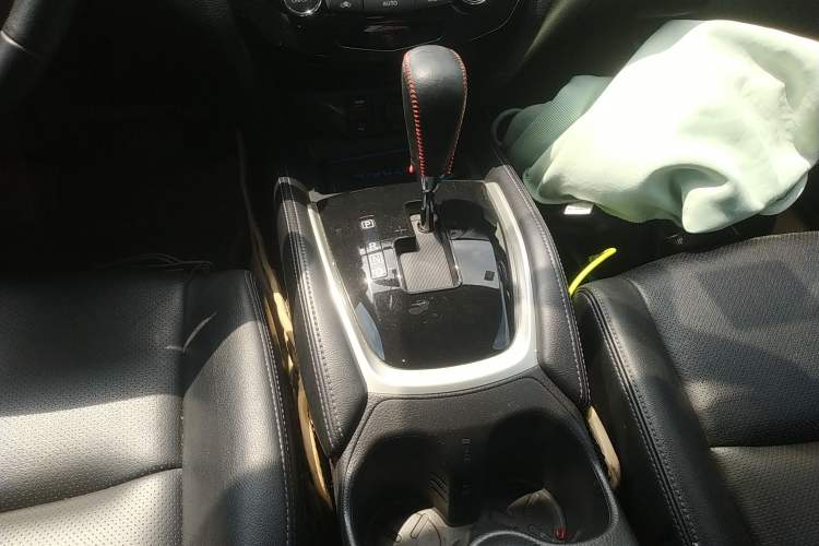 Used Nissan X-Trail 2016 2.5L CVT Sport Edition 4WD
