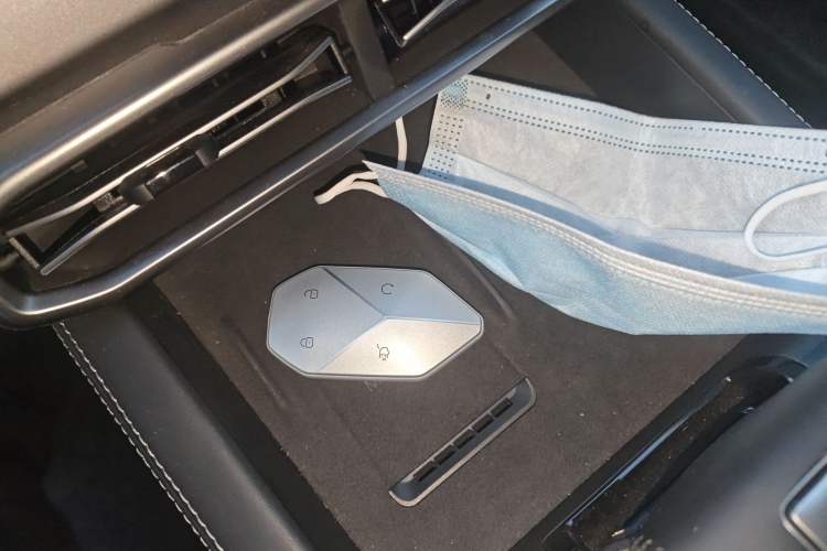 Used Formula Leopard Titanium 3 2025 501 km All-Wheel Drive Intelligent Driving Max Edition