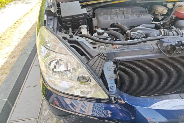 Used Buick GL8 2014 2.4L Classic Edition