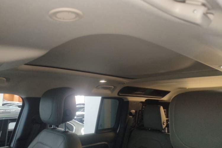 Used Land Rover Defender 2022 110 P400 Dark Edition
