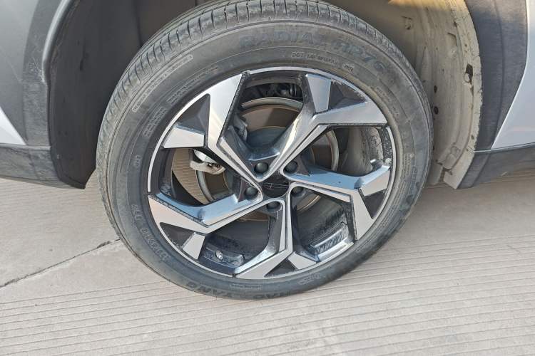 Used Geely Auto FX11 2024 1.5TD DCT Prestige Edition