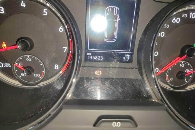 Used Volkswagen Teramont 2017 380TSI Four-Wheel Drive Luxury Edition Odometer Close Up