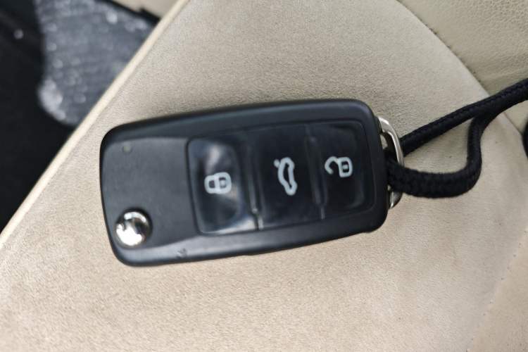 Used Volkswagen Tiguan L 2013 2.0 TSI Automatic All-Wheel-Drive Flagship Edition