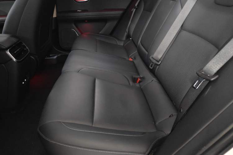 Used Hima AITO M5 2022 Range-Extended Rear-Drive Standard Version Left Rear Seat