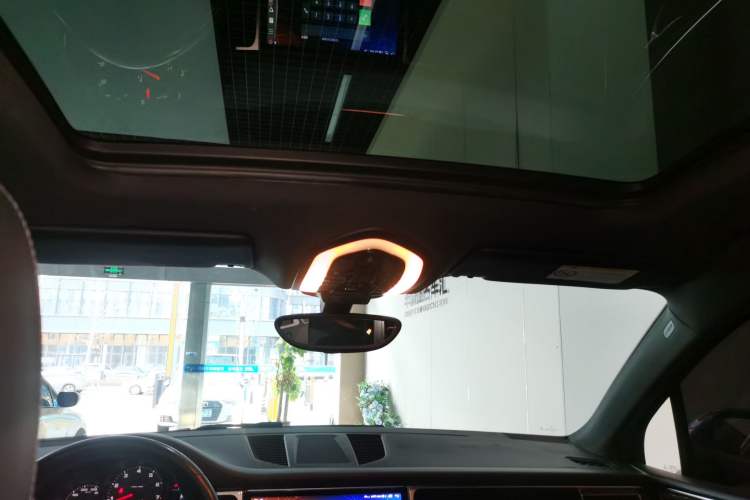 Used Porsche Macan 2016 Macan 2.0T
