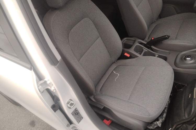 Used Wuling Hongguang New Energy 2025 Extended-Range Hybrid 50KM Comfort Version
