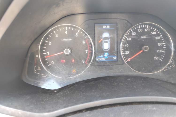 Used FAW Senya R7 2016 1.6L Manual Smart Version
