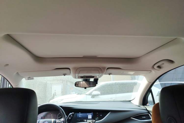 Used Buick Enclave 2020 28T Two-Wheel Drive Zhanqi Version Headliner