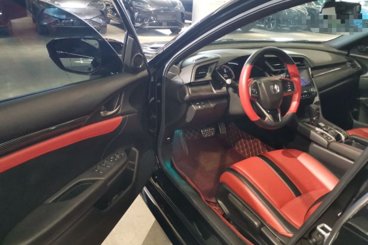 Used Honda Civic 2021 HATCHBACK 220TURBO CVT Trendy Cool Edition Driver Seat