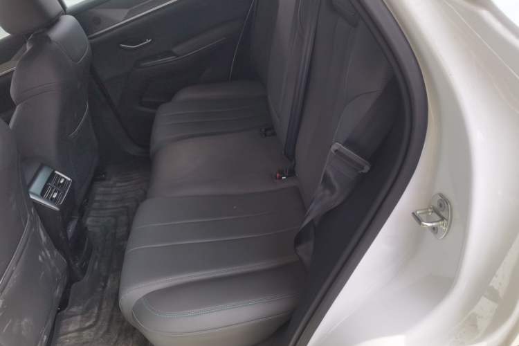 Used BYD Song Pro New Energy 2025 Second-Generation Intelligent Driving Version DM-i 115KM Excellence Edition Left Rear Seat