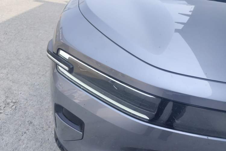 Used CHANGAN NEVO E07 2026 Model Pure Electric Four-Wheel Drive 90kWh Dacheng Edition Right Front Headlight