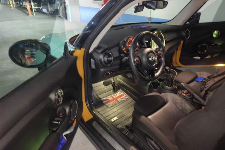 Used MINI MINI 2014 1.5T COOPER Excitement