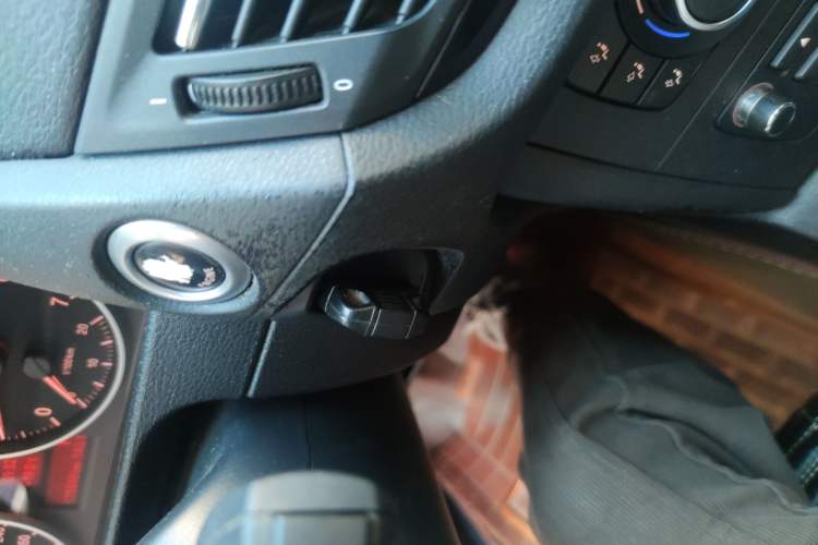 Used BMW X1 2010 sDrive18i Luxury Model
