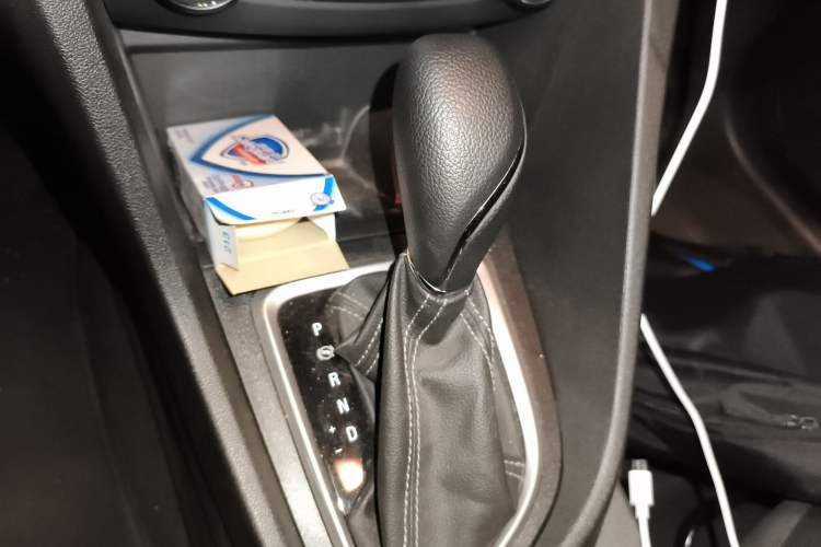 Used Buick GT 2021 Revised Version Flagship 1.5L Automatic Elite Edition Gear Lever