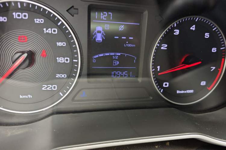 Used MG ZS 2018 1.5L Manual Comfort Edition China V Standard Odometer Close Up