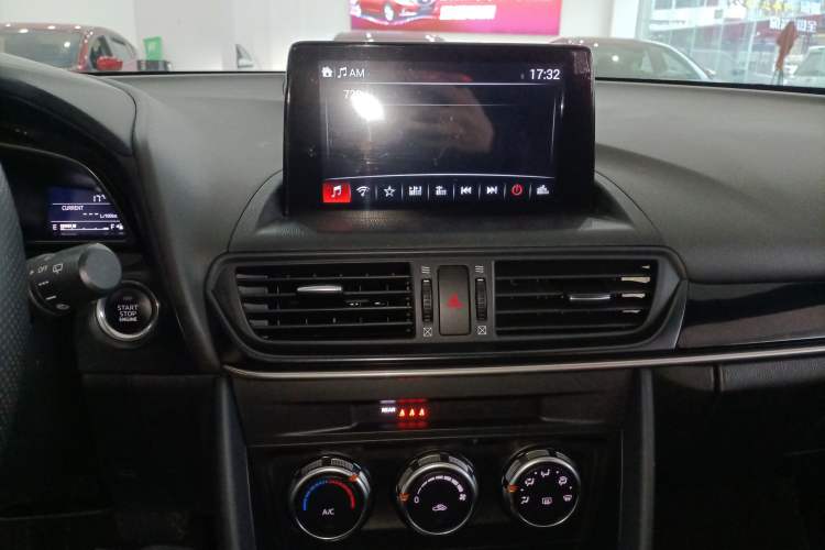 Used Mazda CX-4 2021 2.0L Automatic Two-Wheel Drive Blue Sky Dynamic Edition
