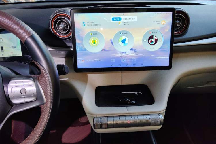 Used BYD Dolphin 2021 405 km Fashion Edition
