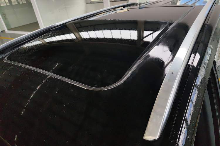 Used SAIC MAXUS G50 2023 PLUS 1.5T Automatic Escort Edition Roof