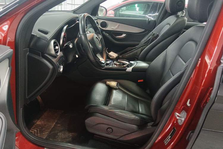 Used Mercedes-Benz GLC 2018 Facelift GLC 200 4MATIC Left Front Seat