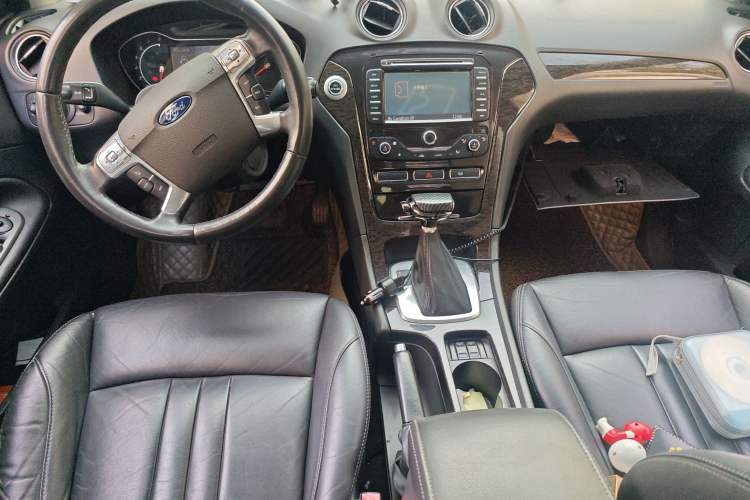 Used Ford Mondeo 2011 2.3L Luxury Model