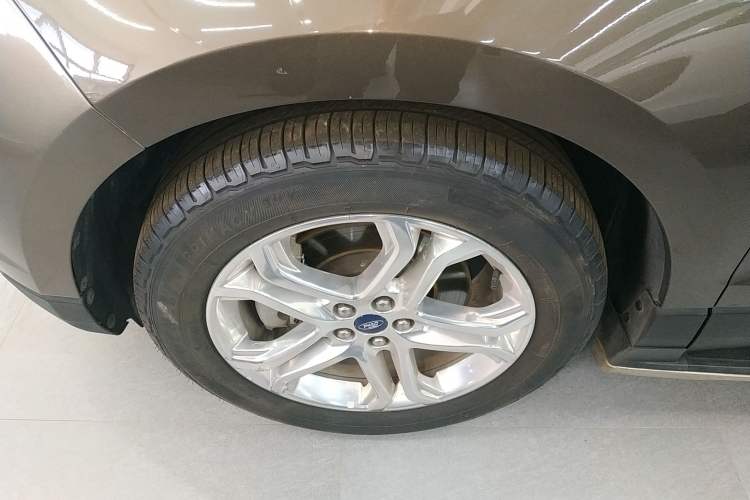 Used Ford Edge 2018 EcoBoost 245 Two-Wheel-Drive Titanium 7-Seater China V Standard