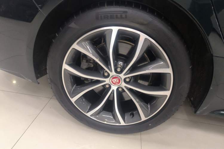 Used Jaguar XFL 2022 XFL 2.0T P250 Two-Wheel-Drive Elite Sport Edition Exterior 5