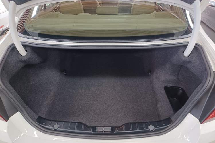 Used BMW 5 Series 2014 535i Design Package Model
