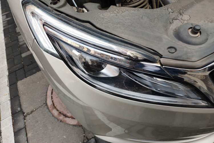 Used Buick GL8 2017 ES 28T Comfort Model China V Standard