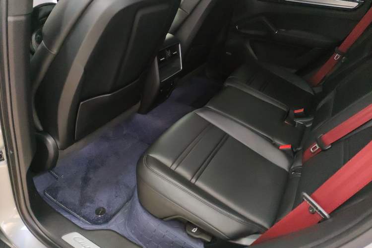 Used Porsche Cayenne E-Hybrid 2021 Cayenne E-Hybrid 2.0T
