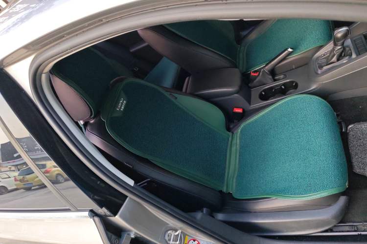 Used Volkswagen Sagitar 2014 Revised Version 1.6L Automatic Comfort Edition Right Front Seat