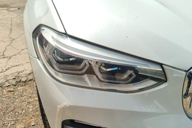 Used BMW X3 2018 xDrive28i Luxury Package China VI Emission Standard Right Front Headlight