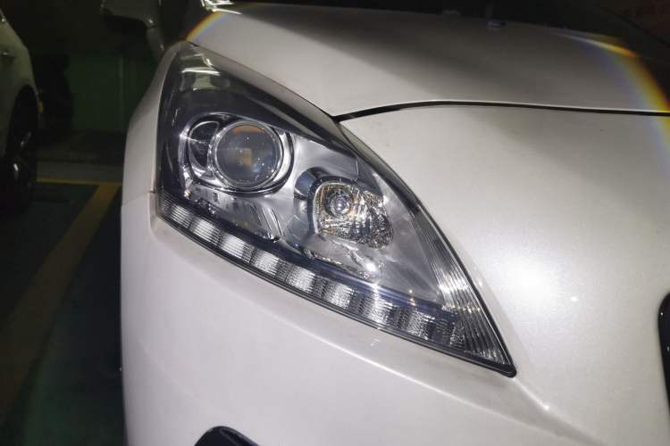 Used Peugeot 3008 2016 1.6THP Automatic Prestige Edition Right Front Headlight