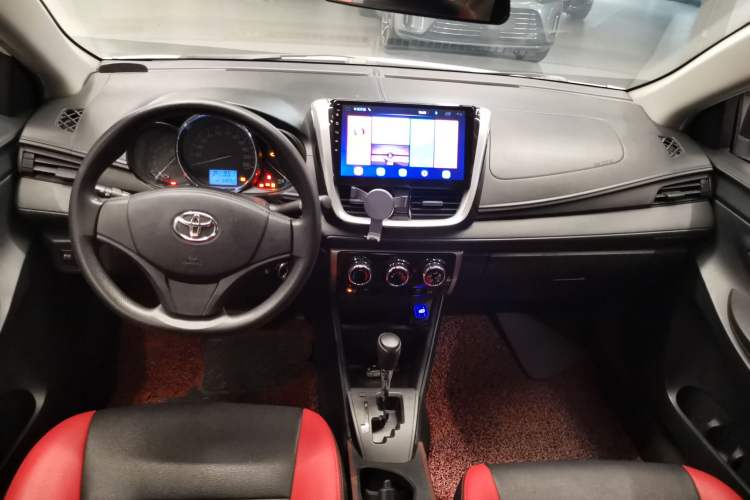Used Toyota Vios 2017 1.5L CVT Innovation Edition Center Console