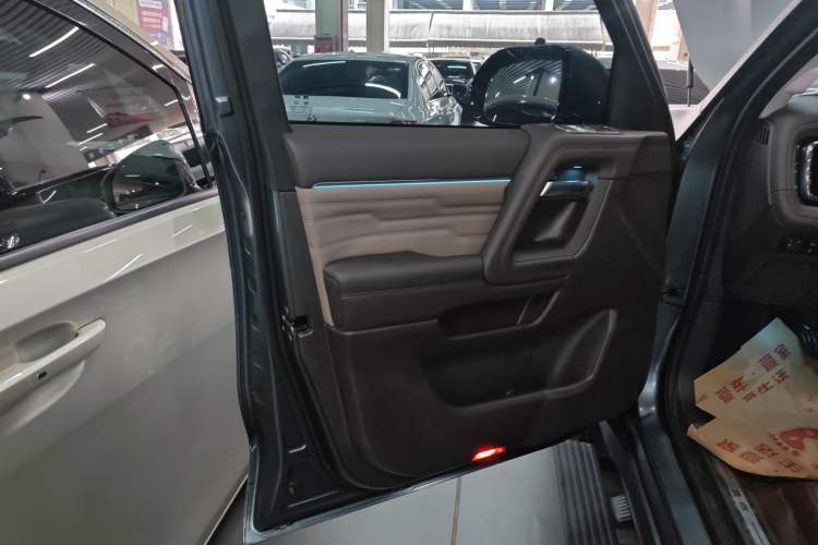 Used BAIC Off-Road BJ60 2022 2.0T May Day Edition Five Seats