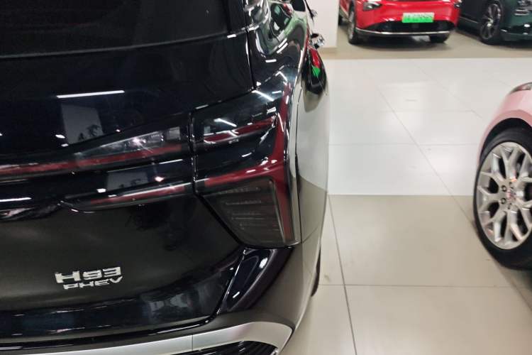 Used Hongqi HS3 PHEV 2025 Model 125km Jingwei 2 Millionth Anniversary Edition