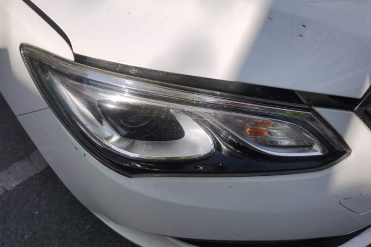 Used Buick GT 2015 15N Automatic Elite Version Right Front Headlight