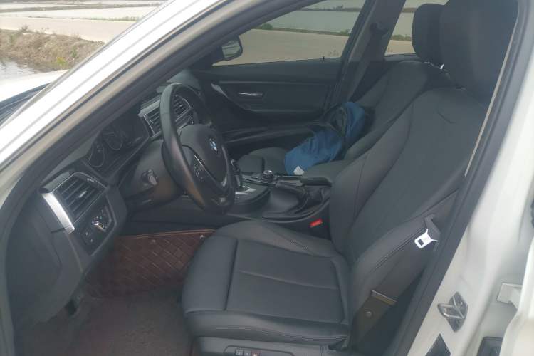 Used BMW 3 Series 2018 320Li Fashion Model
