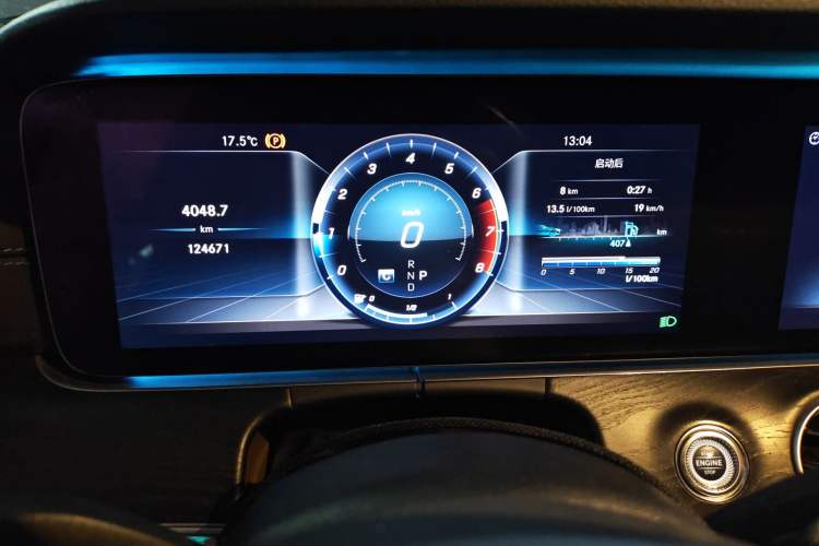 Used Mercedes-Benz E-Class 2017 E 300 L Sporty and Stylish Model
