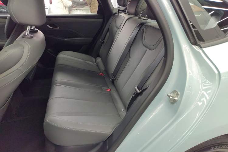 Used BYD Qin PLUS 2025 DM-i Smart Drive 55KM Leading Model
