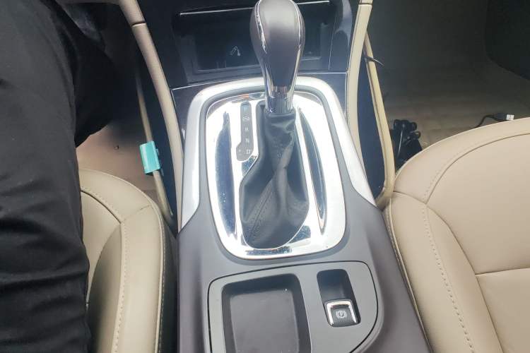 Used Buick Regal 2014 2.0L Elite Fashion Edition
