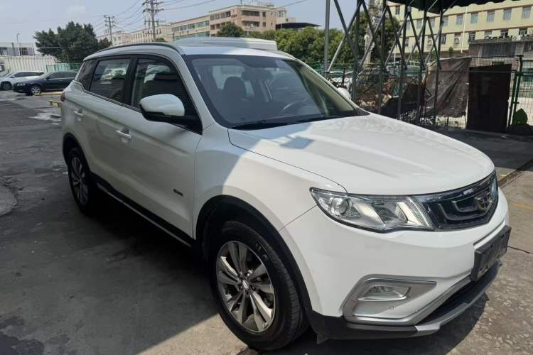 Used Geely Auto Emgrand X7 Sport 2016 1.8TD Automatic Smart Connectivity Version Front Right 45 Deg