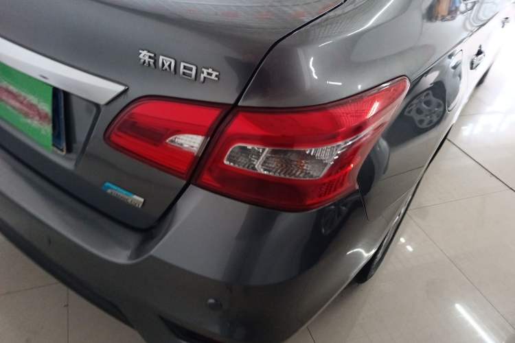 Used Nissan Sylphy 2019 1.6XV CVT Smart Connect Luxury Edition China VI Standard Right Rear Taillight