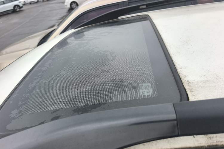 Used BYD S6 2014 2.4L Automatic Prestige 5-Seater
