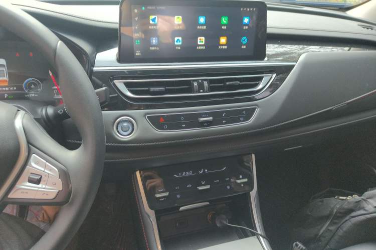 Used CHANGAN CS75 2024 Enjoy Edition 1.5T DCT Luxury Model
