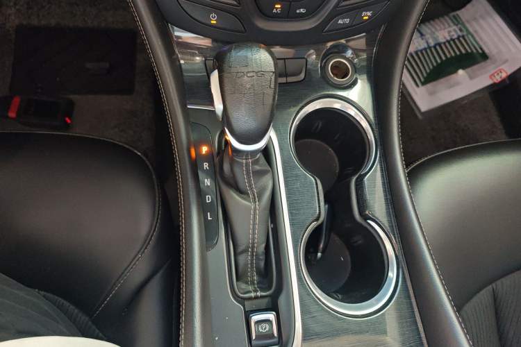 Used Buick Envision 2017 20T Two-Wheel Drive Leading Version Gear Lever