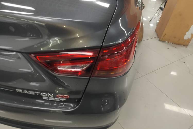 Used CHANGAN Ruicheng CC 2021 Blue Whale Edition 1.5T DCT Prestige Model Exterior 6