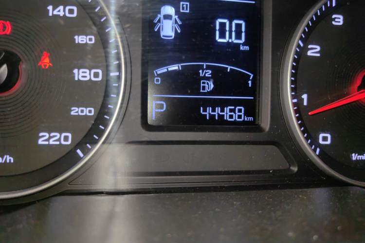 Used MG ZS 2017 1.5L Automatic Luxury Edition