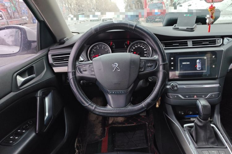 Used Peugeot 408 2016 1.6T Automatic Luxury Edition Steering Wheel