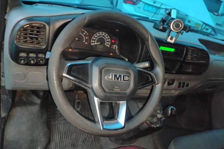 Used JMC Transit 2017 2.8T Commercial Version Short Wheelbase Mid-Roof 6/7/8-Seater JX493
