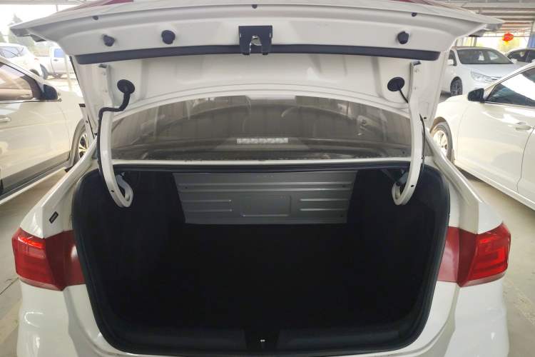 Used Volkswagen Santana 2021 1.5L Manual Fashion Edition
